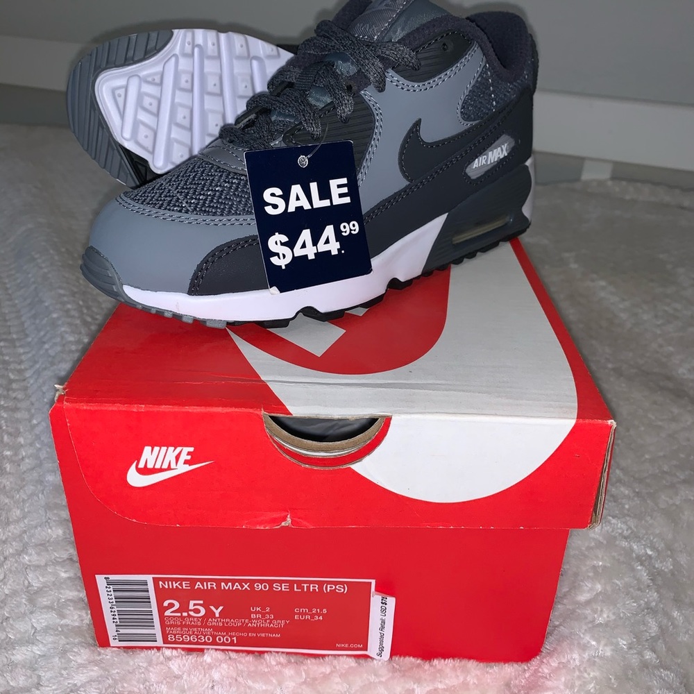 Brand New - Nike Air Max 90 SE LTR - Size 2.5Y